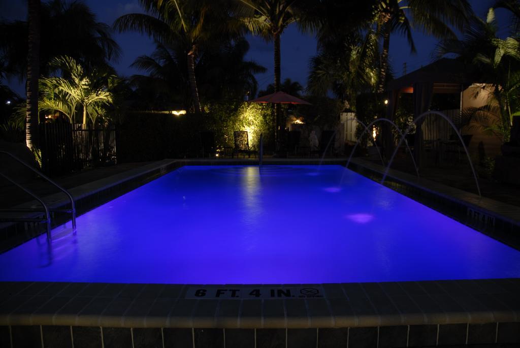 The Cabanas Guesthouse & Spa - Gay Resort Catering To Gay Men Oakland Park